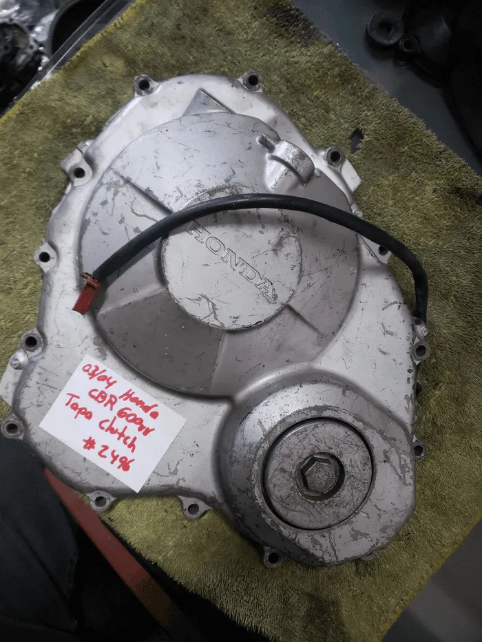 Tapa Clutch - 2