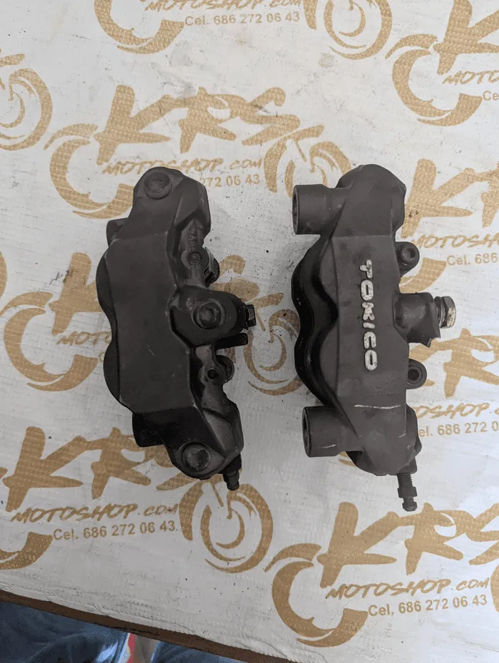 Calipers delanteros  - 3