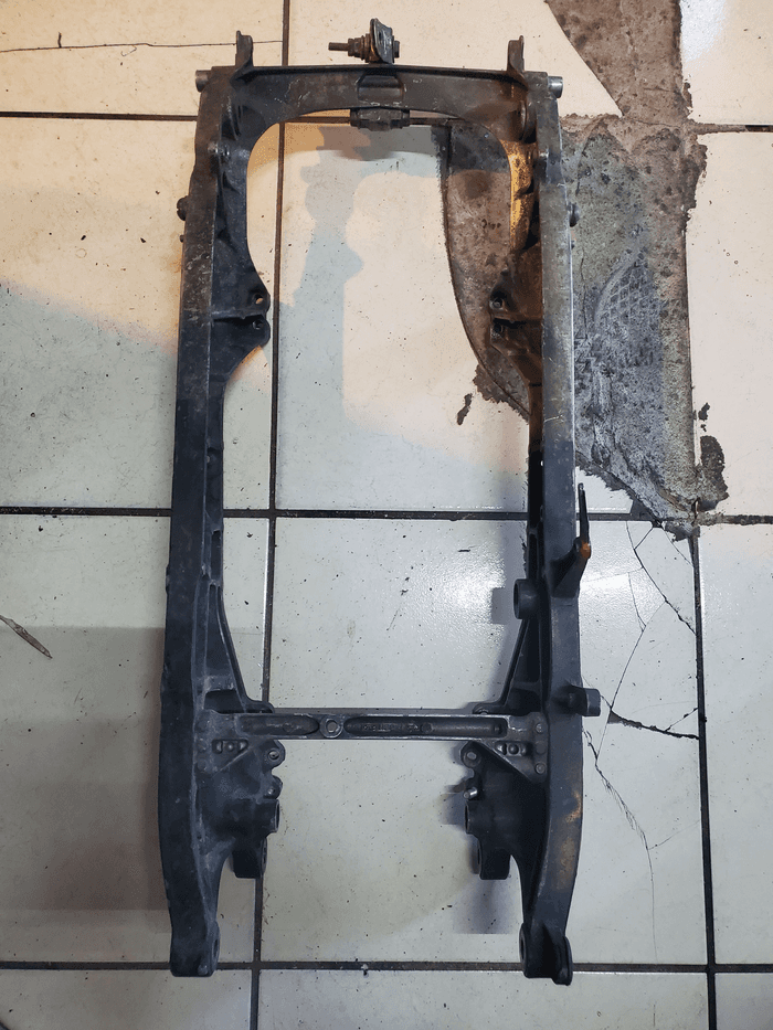 Sub chasis  - 4
