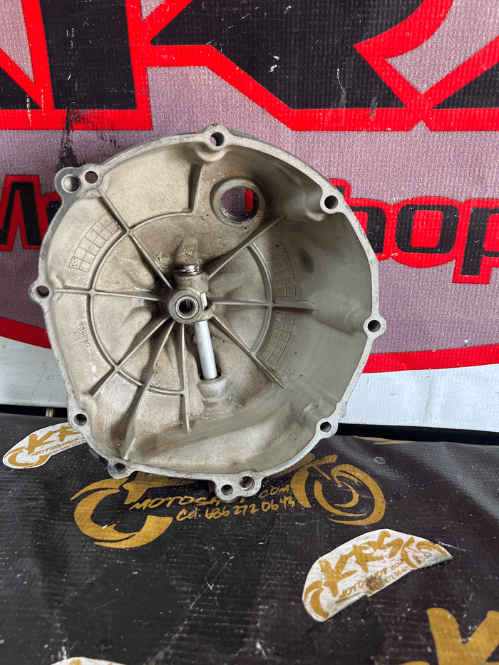 Tapa clutch - 2