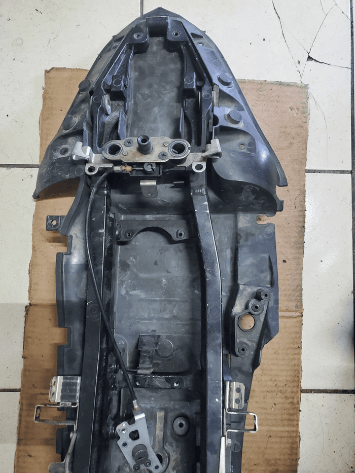 Sub chasis  - 2
