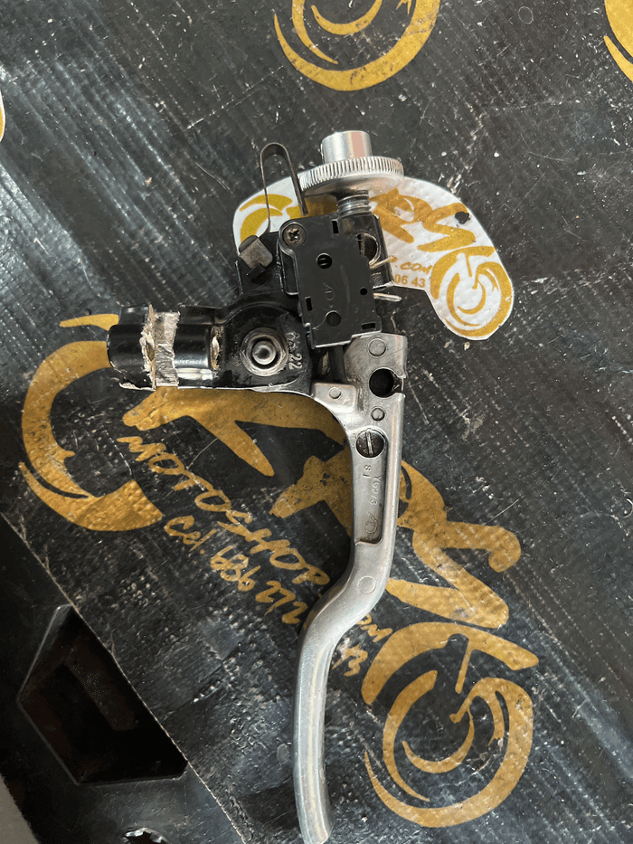 Lever clutch  - 2