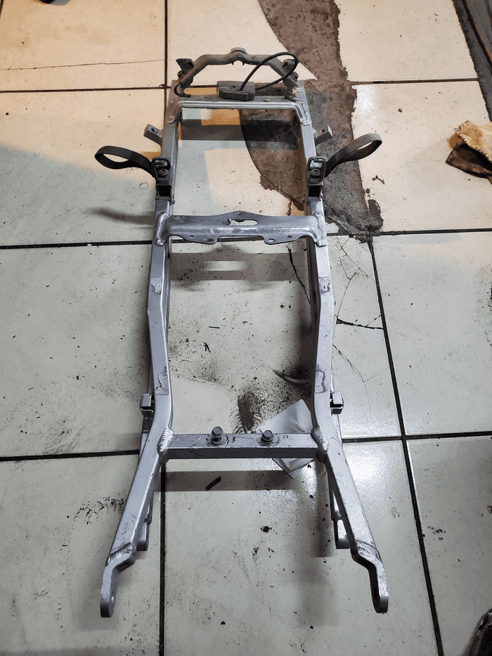 Sub chasis  - 4