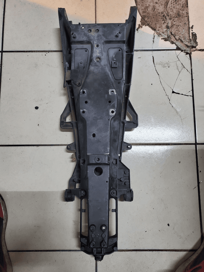 Sub chasis superior  - 3