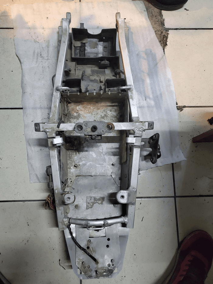 Sub chasis  - 2