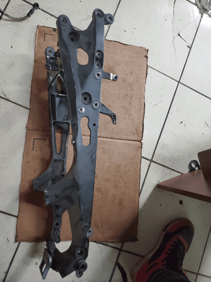 Sub frame  - 2