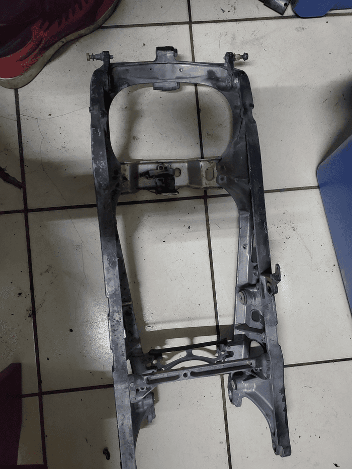 Sub chasis  - 3